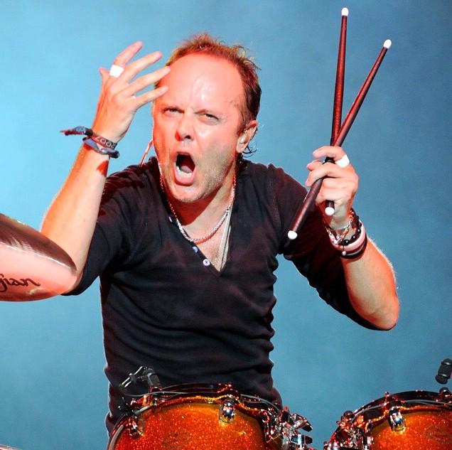 Happy 51st birthday to one of my favorite drummers and biggest inspiration Lars Ulrich! 