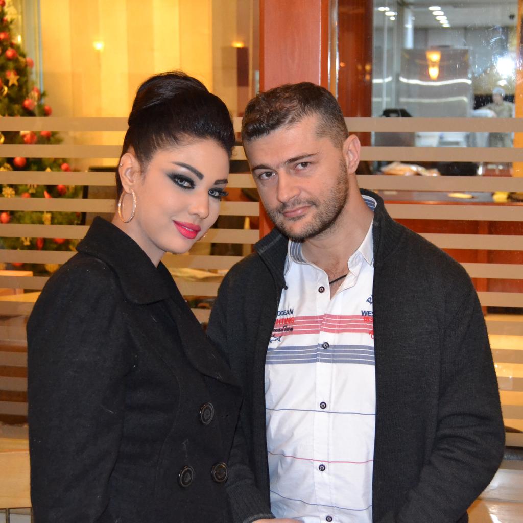 cheri3elfan's tweet photo. @IbtissamTiskat صورة حصرية للنجمة ابتسام تسكت لموقع شارع الفن في السهرة الاخيرة http://t.co/kdrBz0GACB