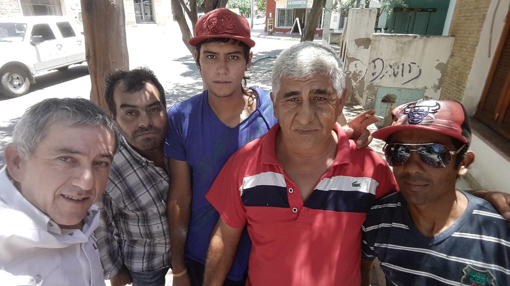 ProyectoRioja's tweet photo. Equipo TODO TERRENO.
KILO. LUISITO. DIEGO. SALITAS
#RIOJAQUERIDA http://t.co/dttOHsTUqW