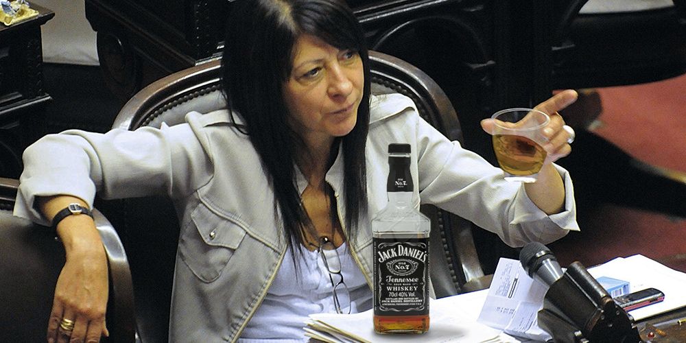 B5zbsP9IcAA57H4.jpg:large