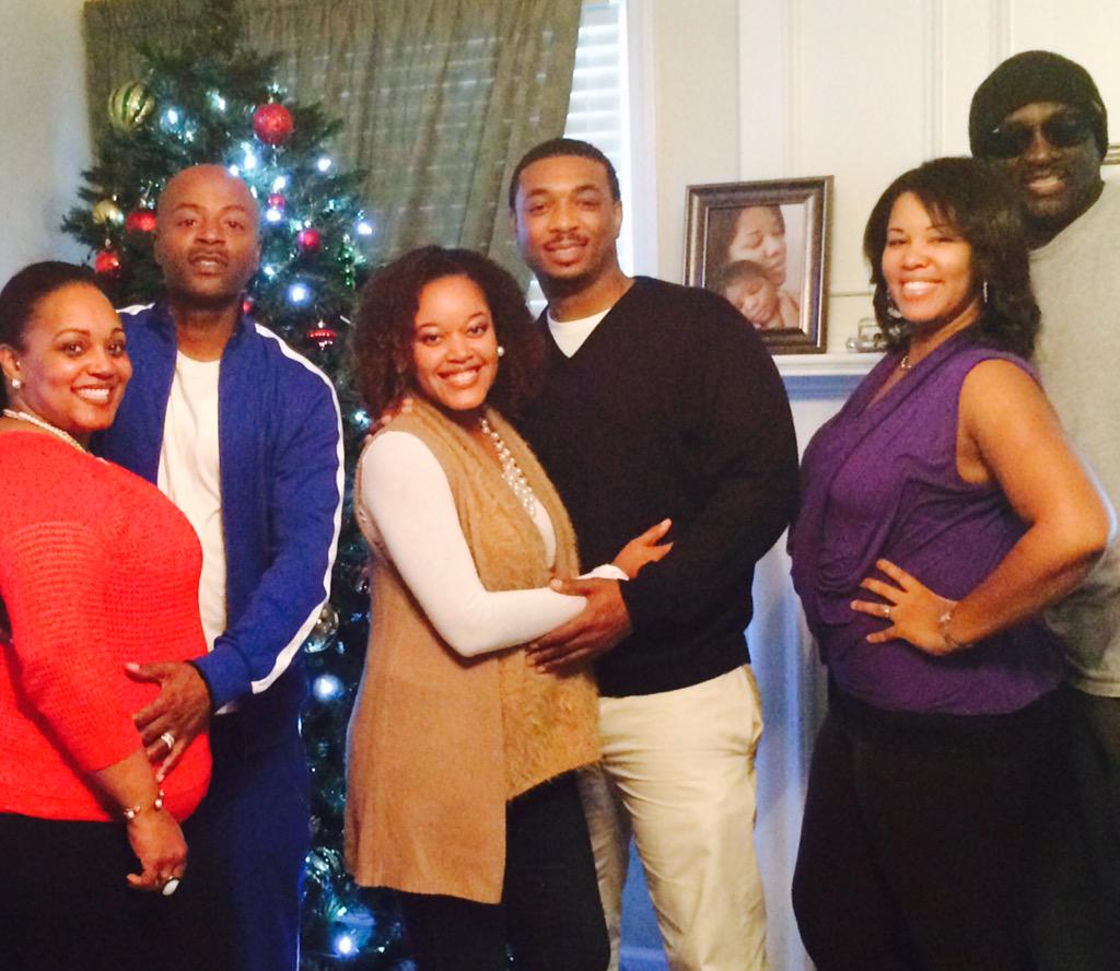 CdcunnDjaba's tweet photo. Christmas 2014 http://t.co/67OHudpafD