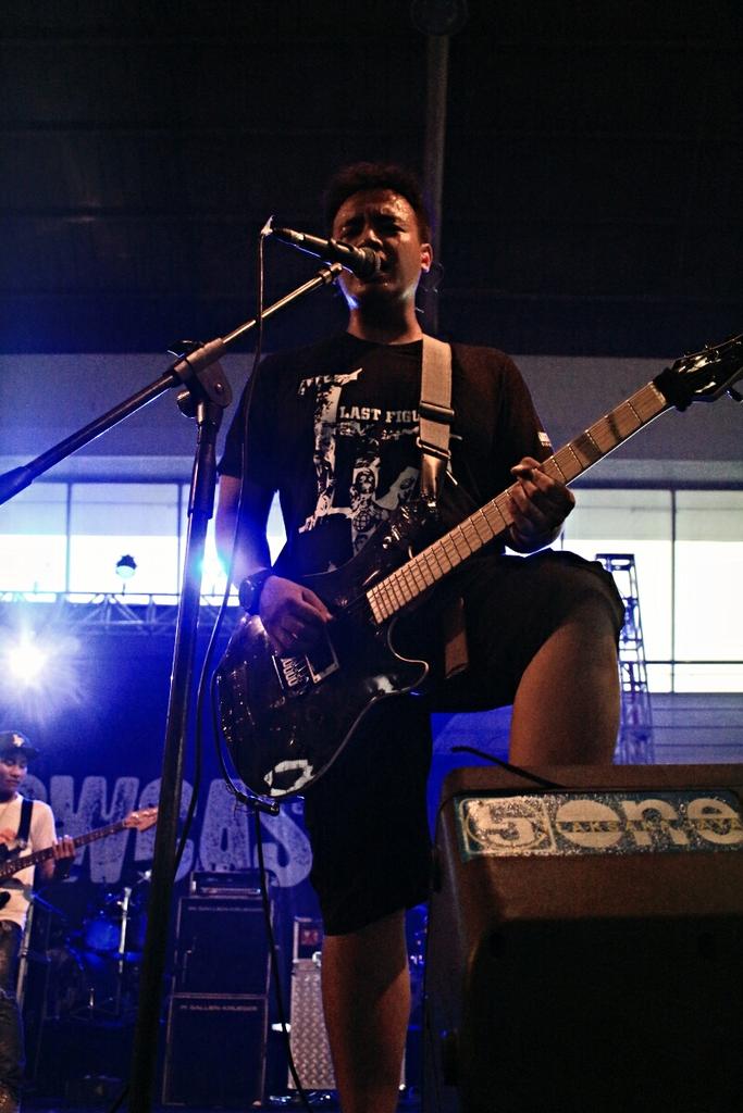 Latest photo from <a href="/itokwinursito/">Bubble Boy</a> of <a href="/PipisDiCelana/">Pipis Di Celana Band</a>