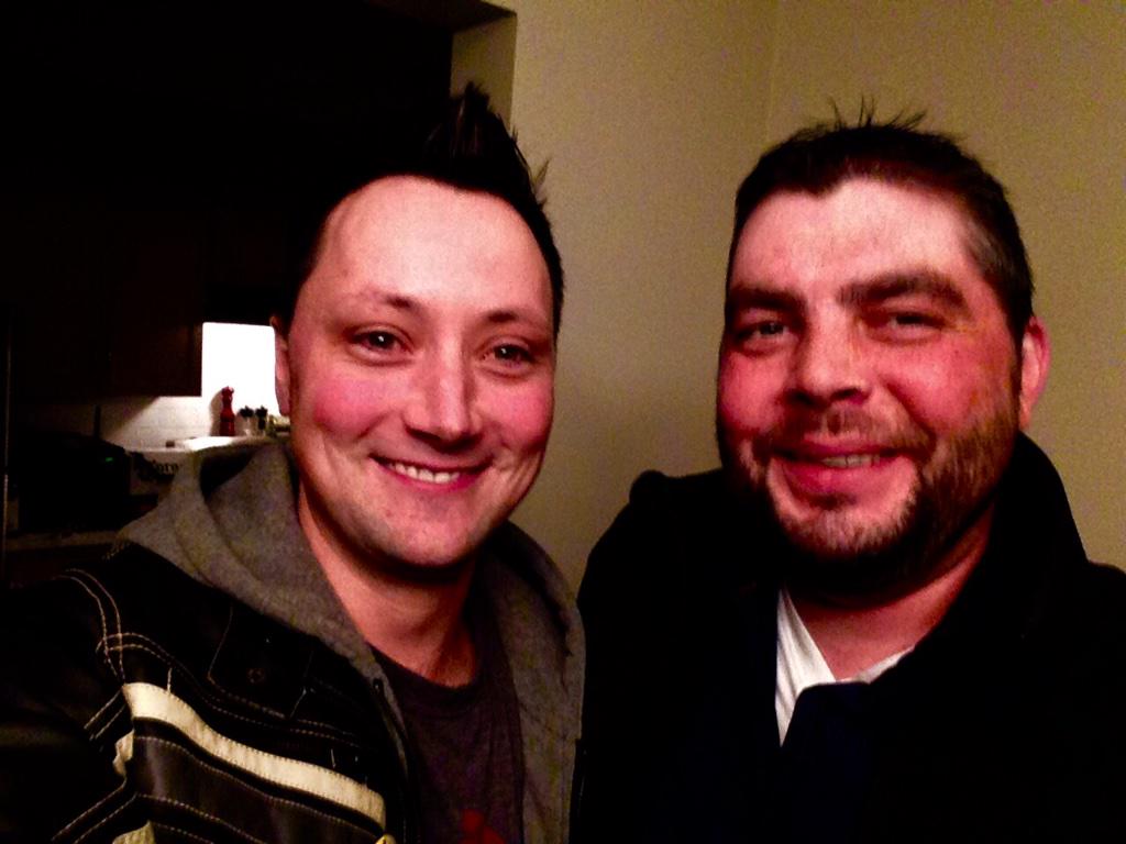 7MiLESTARE's tweet photo. @squirespub #Squirespub Tonight! #NoHomo http://t.co/qxK2Cv0Klm