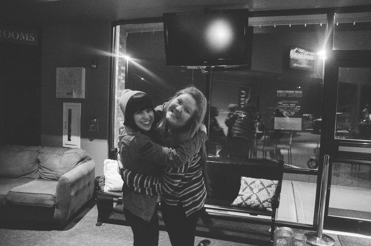 Kandis_Spurling's tweet photo. #CCCUnplugged with my sista! LOVE this girl.

PC: @fordtaylor http://t.co/6w1z4R7Djp
