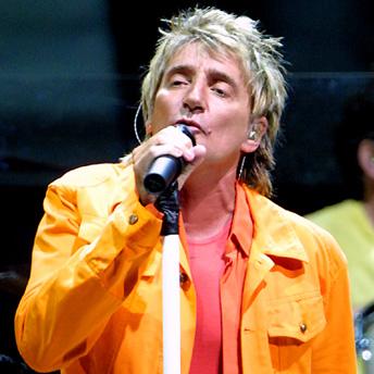   10 January 1945. Rock legend Rod Stewart was born in London.  Happy birthday to a true rock great!