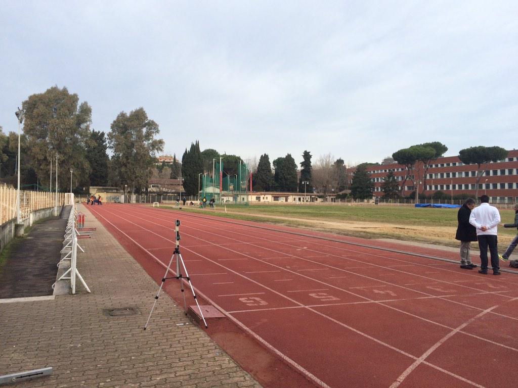 FidalCpRoma's tweet photo. 2015! Pronti... Via!!! @Fidallazio @atleticaitalia http://t.co/61v8wsluvJ