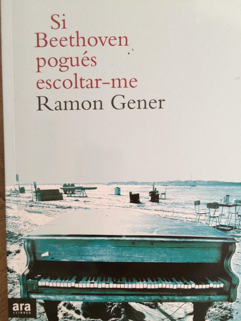 lfroyo's tweet photo. @ramongener 'Si Beethoven pogués escoltarme' muy recomendable para empezar el año. #musica #sentimiento #pasion http://t.co/GK6rYZ6jMP