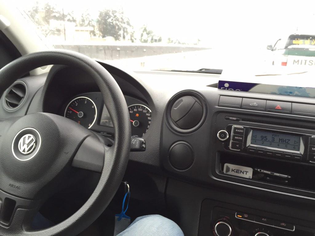 MazajFM's tweet photo. سيارات @Volkswagen_JO هلأ عَ الطريق ليجيبوا طاقم ومذيعين #مزاج لنطل عليكم بتغطية مباشرة وشاملة ل #عاصفة_هدى #هدى http://t.co/ILLmmYprSA
