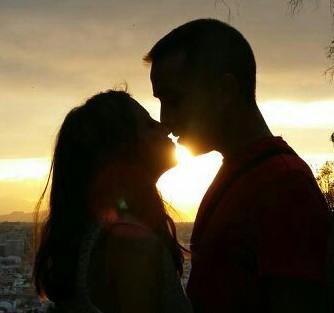 MiguelCorLa's tweet photo. Felicidades mi vida!!!!!! Otro añito más y otro que estamos juntos!!!!! Te quiero @anabrubio http://t.co/IPVRLp22ns