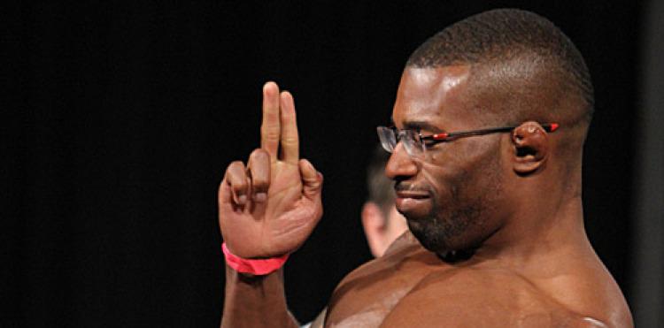 MMAWeeklycom's tweet photo. Gilbert Smith Taking Things to the Next Level with RFA Title Shot http://t.co/nAWMSdDo2m @JamalSmithMMA @RFAfighting http://t.co/WsrBjkYMGt