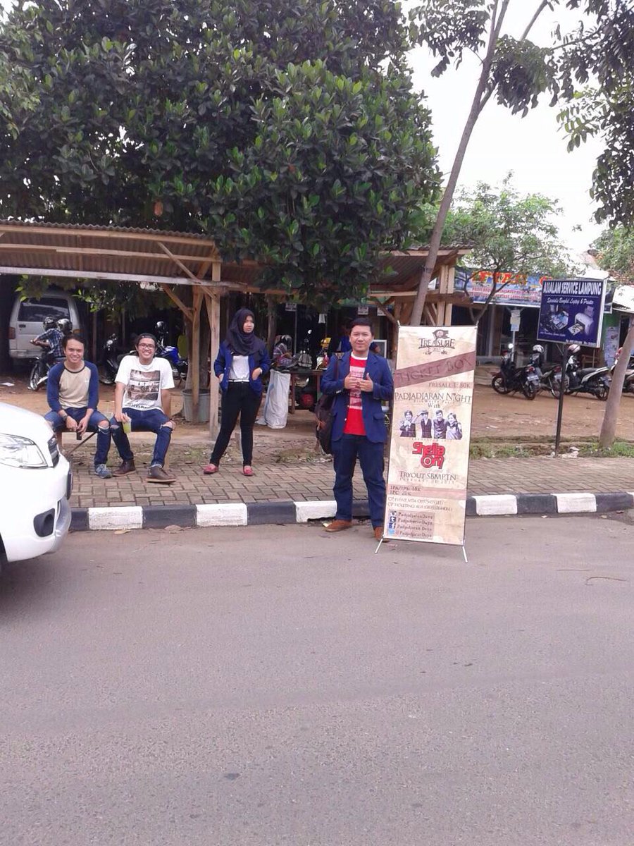 Merapat ke unila yuk buat pemesanan tiket main event w/ SHEILA ON 7! :3 <a href="/unila/">UNILA</a> @AkademikUnila <a href="/Birohmah_Unila/">UKM BIROHMAH Unila</a>