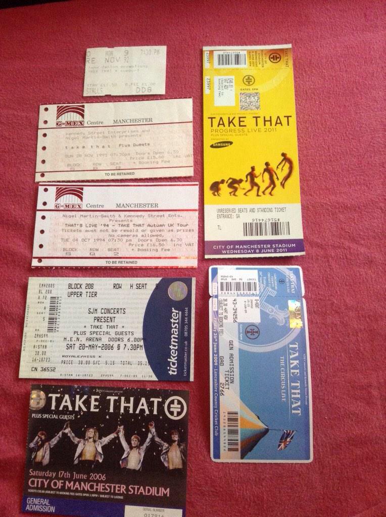 kat08's tweet photo. @GaryBarlow Apollo,G Mex,Nynex/MEN,Old Trafford, even City - now that's dedication! #abbieandbenswinterwedding 👰🎩👱❄️ http://t.co/Evr0A9gr8z