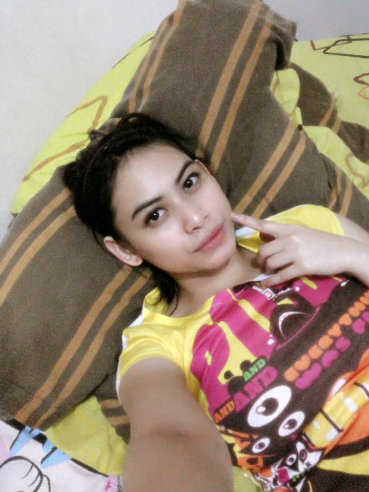 flora queen tweet media