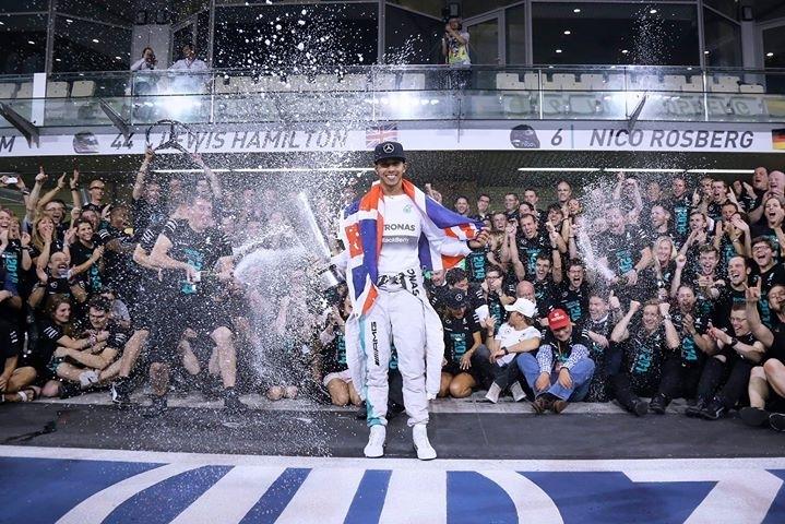  >>> 30th Birthday to Lewis Hamilton!  by mikejohnno  