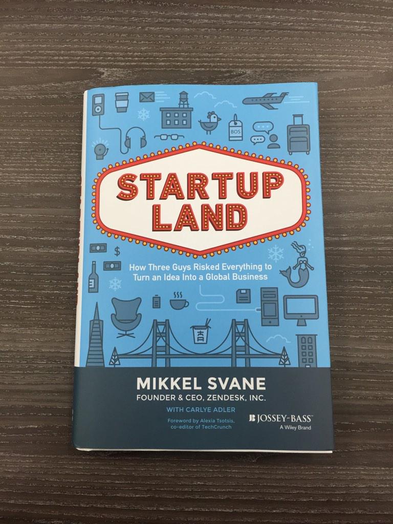 Jeremy Baines (@jeremybaines) on Twitter photo Long time no see! Thanks for the book <a href="/chrija/">Christoph Janz 🕊</a> <a href="/PointNineCap/">Point Nine 🇺🇦</a> and a belated happy new year! Long time no see! Thanks for the book <a href="/chrija/">Christoph Janz 🕊</a> <a href="/PointNineCap/">Point Nine 🇺🇦</a> and a belated happy new year!