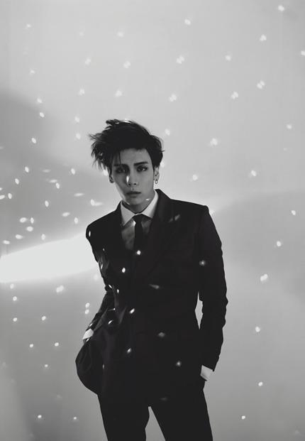 shinee_bt's tweet photo. 종현 "샤이니 완전체·유닛·솔로..다음에 뭐나올지 비밀" 스포 제공 http://t.co/Wfcf1qZLRp 그룹 샤이니 종현이 솔로 활동 및 샤이니 앨범에 대한 힌트를 제공했다. http://t.co/d0kWJIn4s2