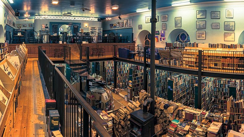 StylistMagazine's tweet photo. Beautiful and unusual book shops from around the world http://t.co/B0nGvW9AGR http://t.co/hT0UGq7QD1