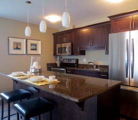 HawkstoneCondos's tweet image. Didn’t find what you wanted under the tree this year? Promo on Jan purchases $500 gift card &amp;amp; Blinds Package!  #promo