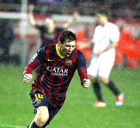 Football in the rain - Best feeling ever