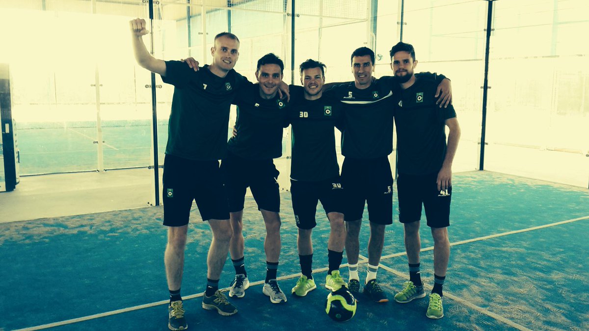 Tennisvoetbaltornooi: @ThibautVanAcker, @tim9990, <a href="/kristof_haene/">Kristof D'Haene</a>, <a href="/Wils_Stef/">Stef Wils</a> &amp; <a href="/maarten_martens/">MaartenMartens</a> winnen! #levecercle