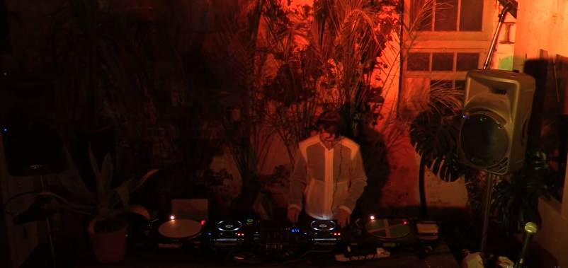 LIVE NOW: The third broadcast from Stockholm / London-based label <a href="/TOPNICE1/">TOP NICE</a>. Don't miss this ~ boilerroom.tv/session/boiler…