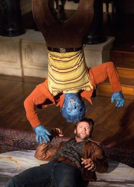 haaaaaaank's
gonna swiiiiiing
from the chandelieeeeer

from the chandelieeeeeeeeer