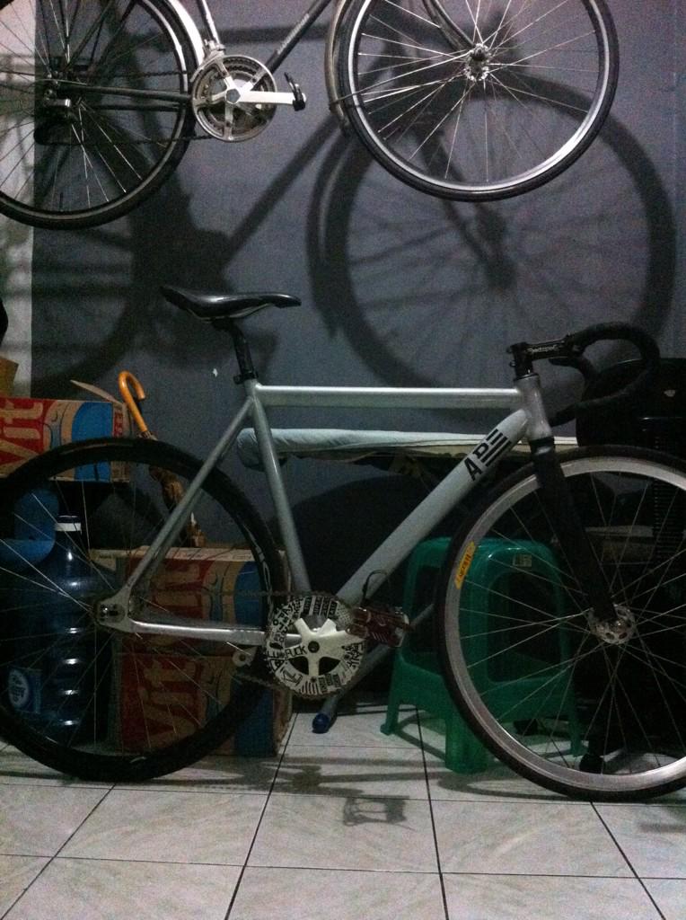 WTT PCOlite sz54 sama frame yang setara kalo ada line aja #fnfjb #fpjb <a href="/fixedandfurious/">Fixed and Furious</a>