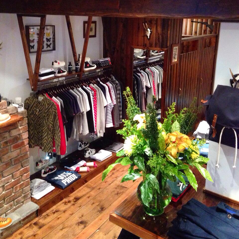 endclothing's tweet image. Take a look inside our End Hunting Co. store in Newcastle, this week stocking @COMMEGARCONS endclothing.co.uk
