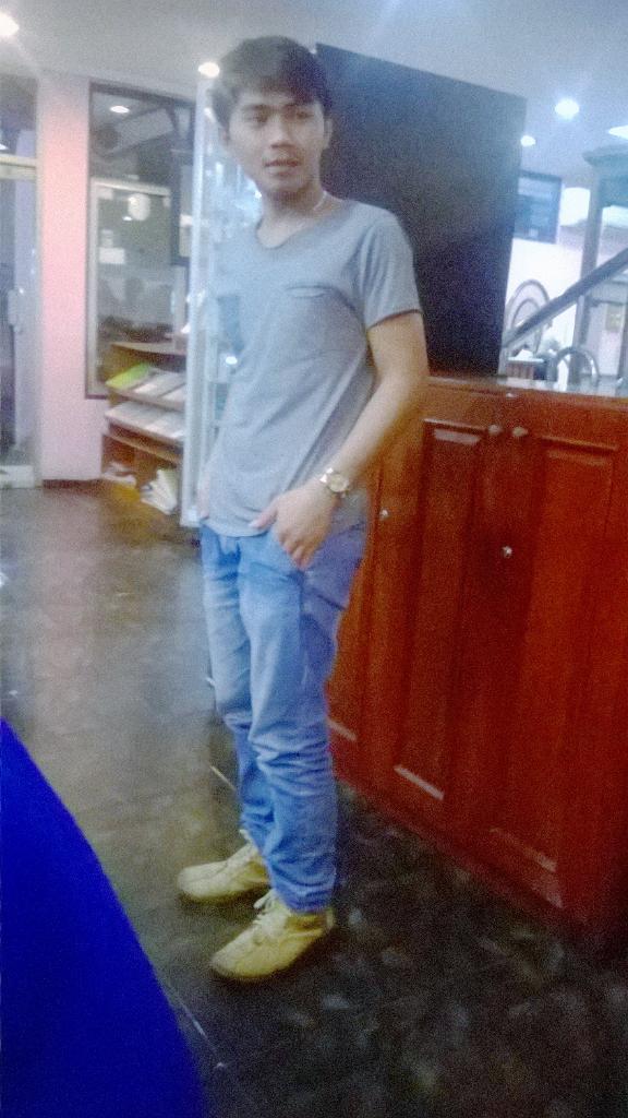 thakim_freen's tweet photo. Style  😎 http://t.co/Raj2ZW6m2O
