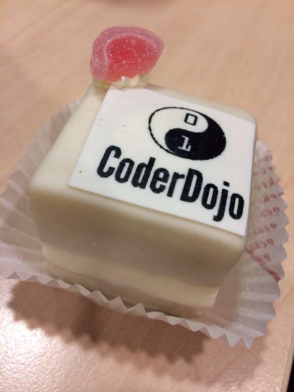 pr_ARIE's tweet photo. Laatste pitch voor ARIE dit jaar! Hard work pays off #coderdojo #upc http://t.co/NctbpBaszG