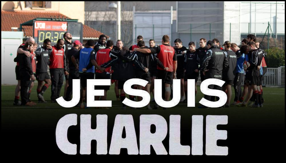 LeLOURugby's tweet photo. Une minute de silence a été respectée ce matin en amont de l'entraînement. #NousSommesCharlie #TEAMLOU #CharlieHebdo http://t.co/VzFflhhvUN