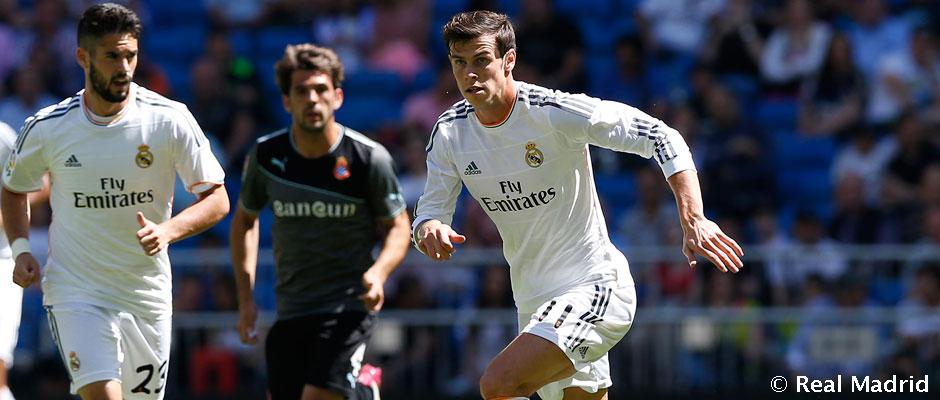 realmadrid's tweet photo. Dieciocho años invictos en casa ante el Espanyol (15 victorias y 3 empates) http://t.co/dyZJvIg4DR #RealMadridvsESP http://t.co/XfG3Z4kuRt