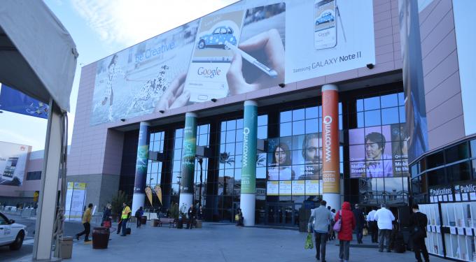 FocusDisplays's tweet photo. The 20 Most Eye-Catching Booths at #CES 2015 http://t.co/dIhgS3Z6kY http://t.co/ZxA7FS6Bkw