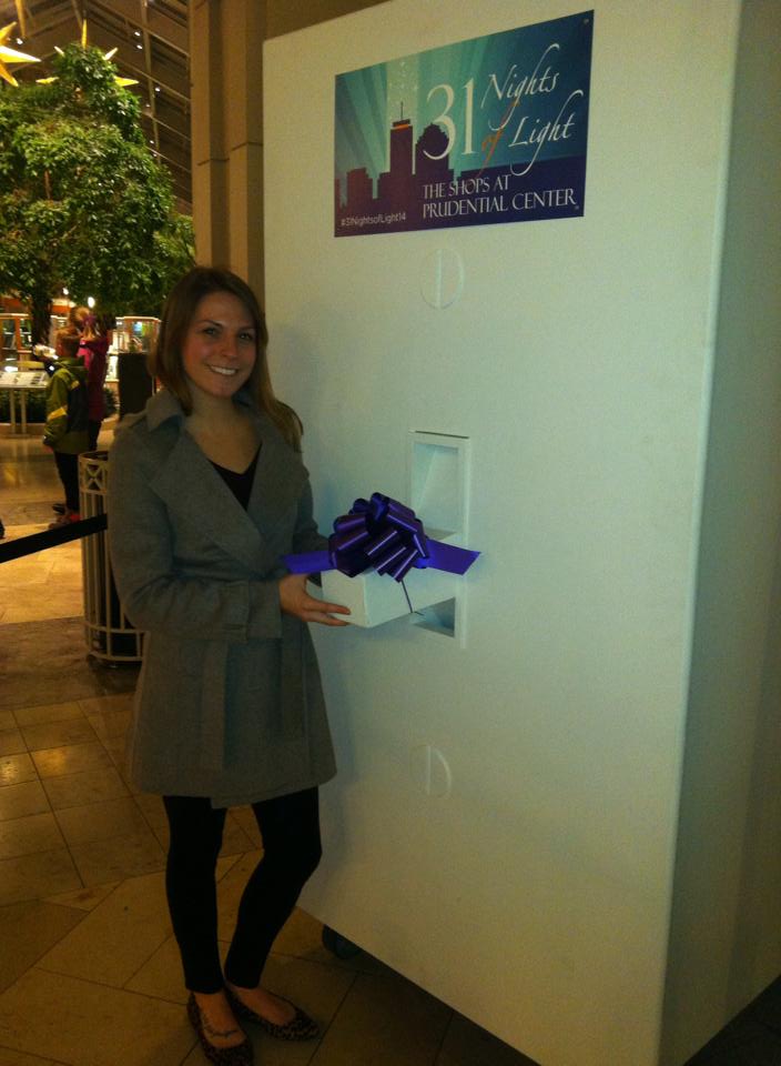 _onemission's tweet photo. #TBT Mel flipping the switch for One Mission at the Prudential Center for #31NightsofLight14 on Dec 28th! http://t.co/sBGCgHsMVl
