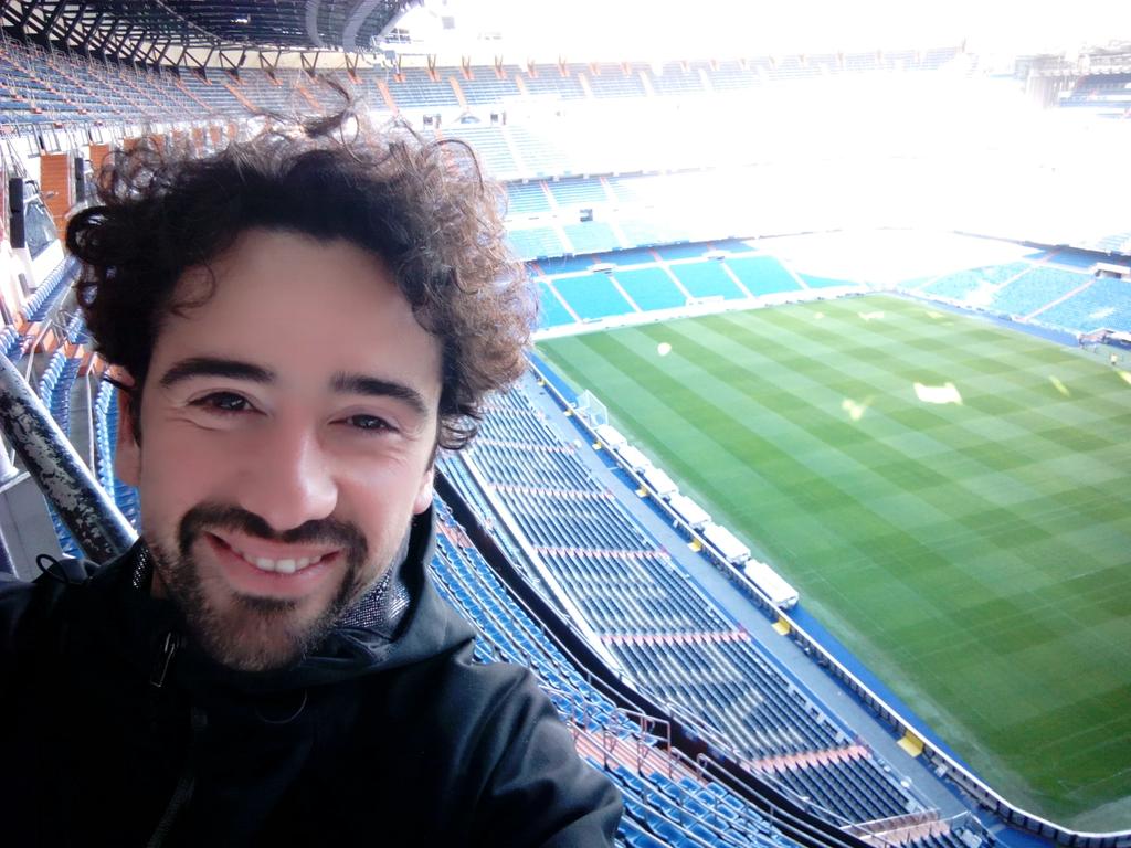 frnoya's tweet photo. One of my favorite parts of Spain. #tourbernabeu #magical http://t.co/xoB0irWGWO