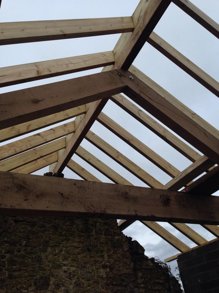 Duckhole barn is coming along. Feature roof is on...