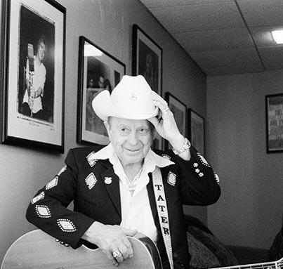 BradPaisley tweet picture