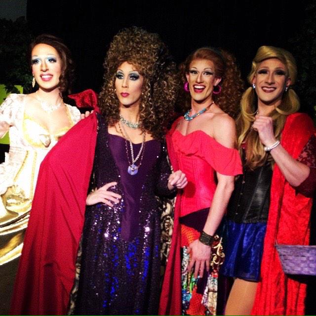 SuttonLee5678's tweet photo. Wondering if @OfficialBPeters would have enjoyed our drag #IntoTheWoods http://t.co/AHqOOloAKD