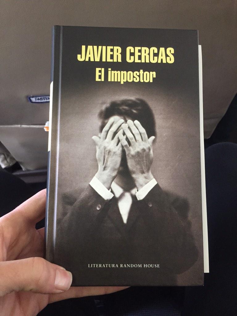 Hoy viajamos a Washington. Ya en el avión con mi nuevo libro #ElImpostor de Javier Cercas. #RegaloDeReyes