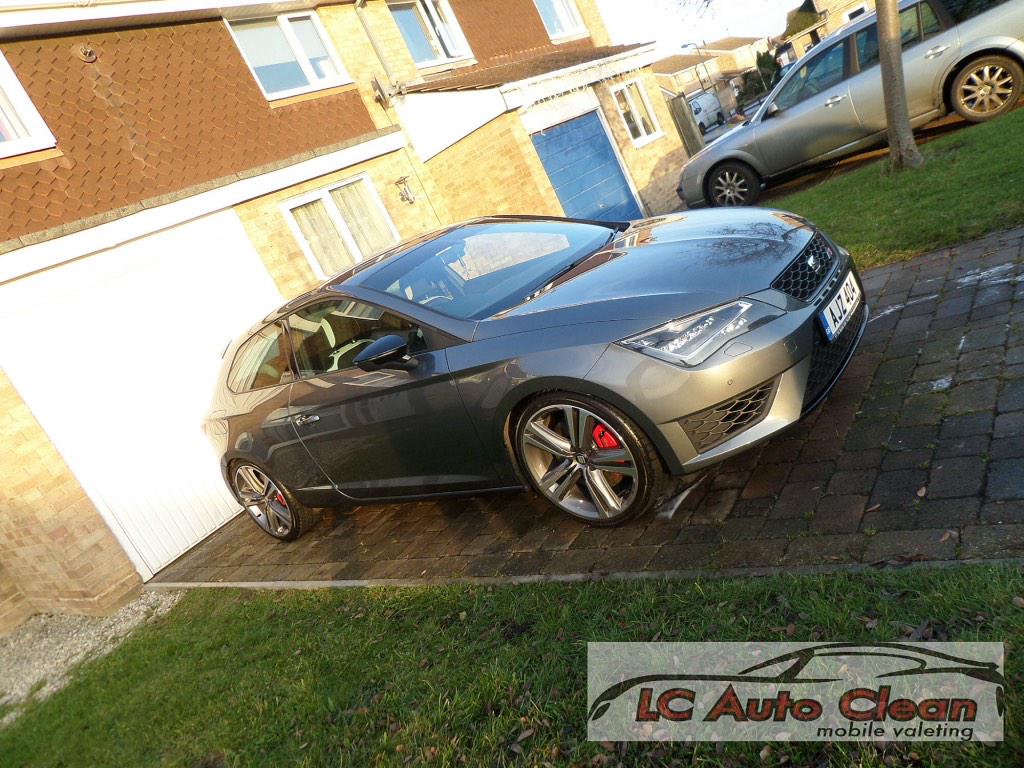 LCAutoClean's tweet image. @SEAT_cars_UK #LeonCupra280 #MaintenanceValet &amp;amp; @LElementsUK Paint Freezer Sealant #MobileValeting #MiltonKeynes