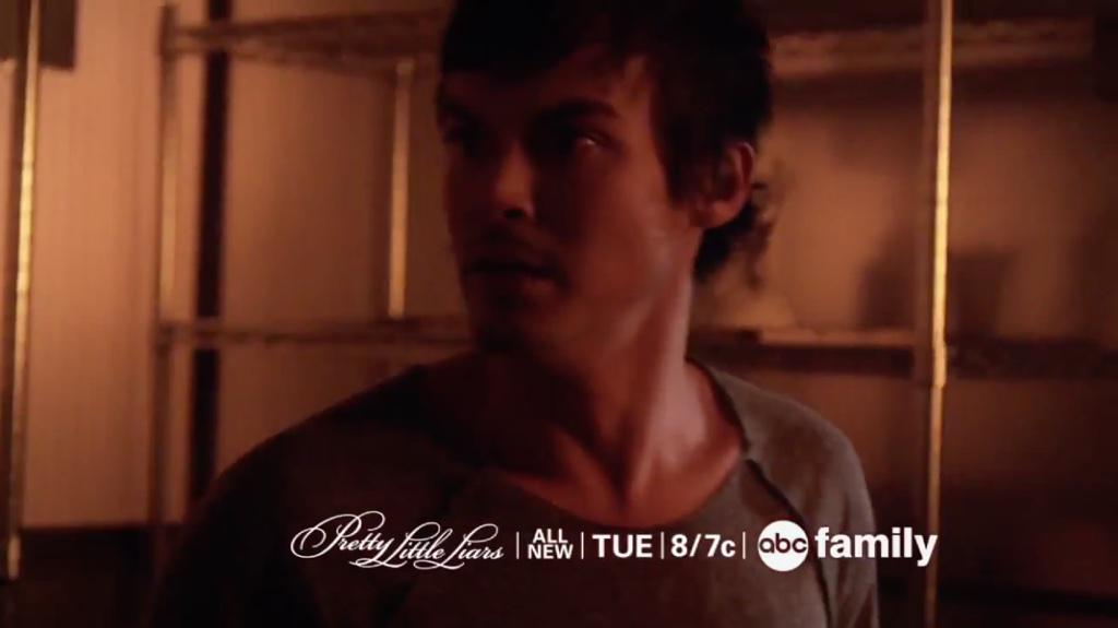 Pll_fandom_'s tweet image. Things seem to be getting hot with Caleb!  😢🔥 #PLLSpoiler #PLL5B
