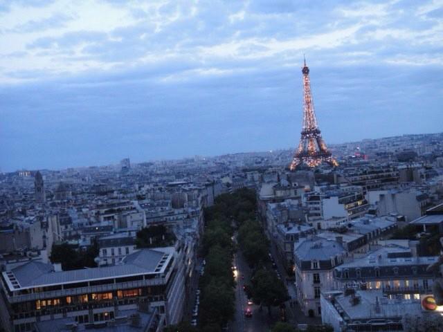 Sooooo, going to Paris for my 25th with <a href="/Kaellu/">Lu kael</a> .. This year is shaping up to be a gooden already 👭🇫🇷❤️😍👠