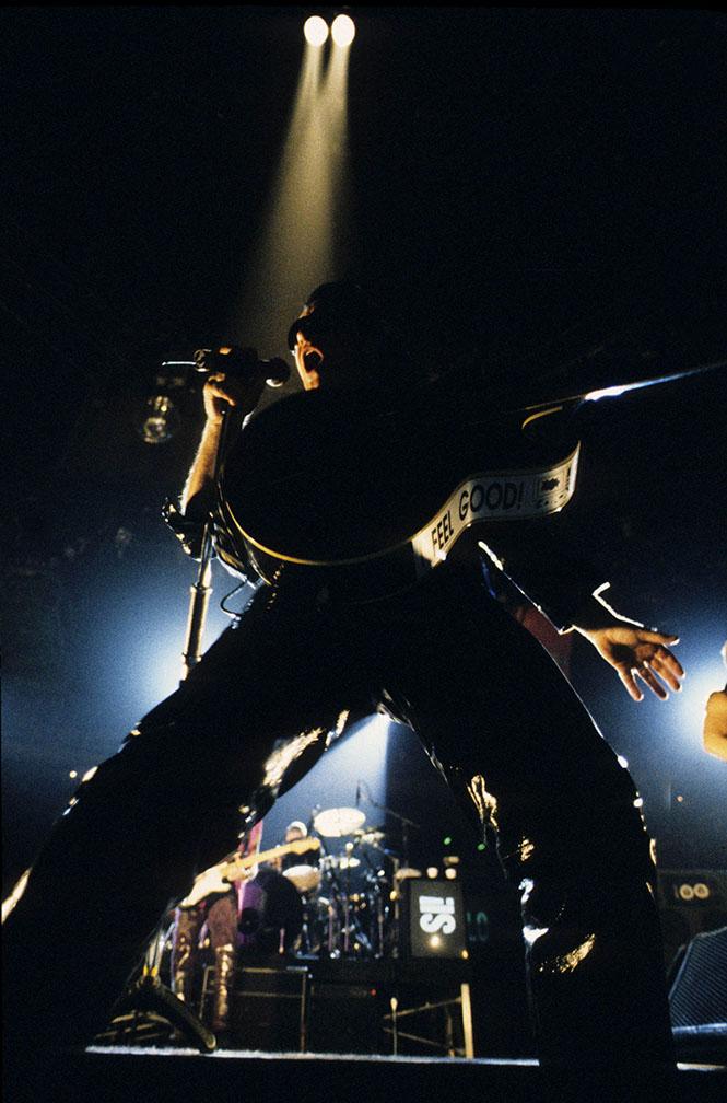 Jazzrockman's tweet photo. Bono Zoo TV, 1992 por Fernando Aceves http://t.co/Np3xaqM3Ow