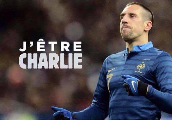 ParisZigZag's tweet photo. Parce que l'humour est le meilleur des hommages http://t.co/cenkYEW7kn