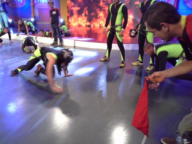 TCdeportesEC's tweet photo. Sigue sorprendiendo @julissac7tc y le vuelve a ganar a @DinaCalle7tc, ahora en fuerzas opuestas.
#TuiteoPorCalle7 http://t.co/HlsvULn2ng
