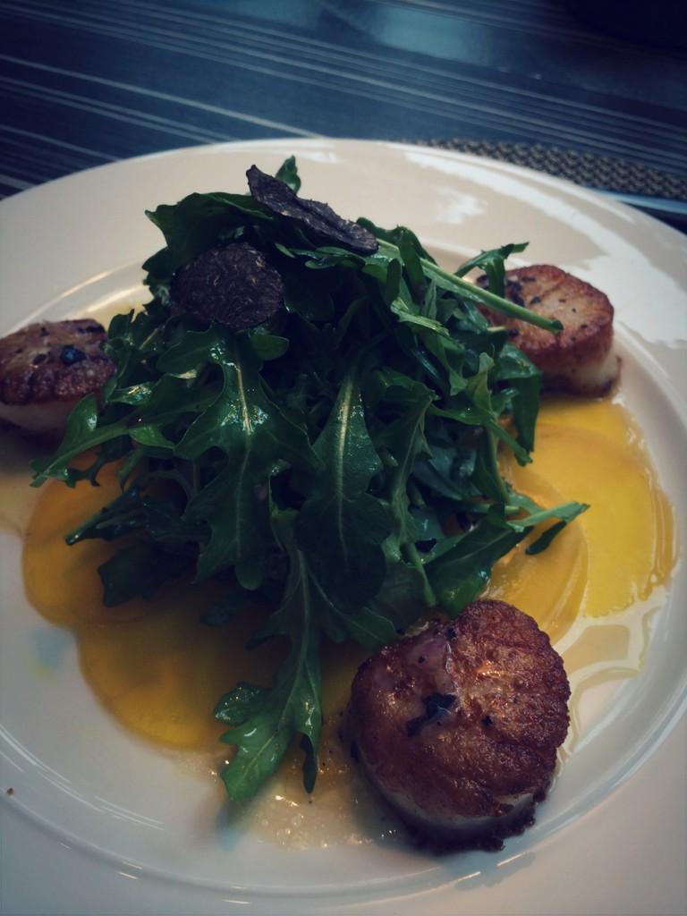minniafeng's tweet photo. Lunch is served! #MicrosoftLife #Cafe34 http://t.co/KtT6bgh8UK