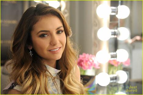 Eu fiquei apaixonada pelo cabelo dela nessa época Happy Birthday Nina Dobrev From Brazil 