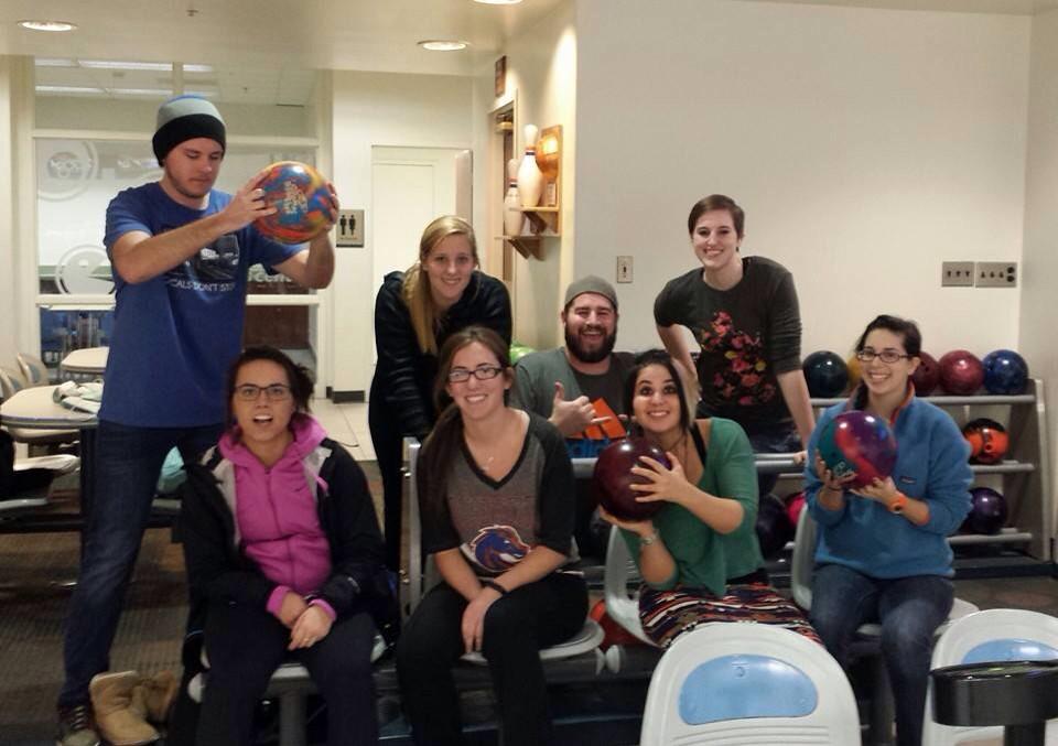 AlyssaRaisis's tweet photo. Best way to relieve stress? Knock down a couple pins bowling!!! #ourfuture15 #lincolnlove #missing http://t.co/h6voZ7CblX