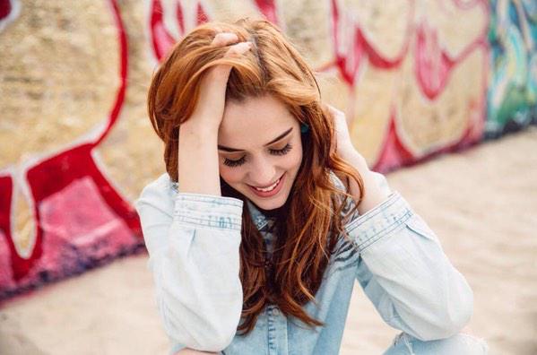 glowlenaz's tweet photo. "Eu tranque meu coração com sete chaves e você abriu com um sorriso"
@sophiaabrahao #FaltaPoucoParaNoFinal http://t.co/k9zXTmRT5J