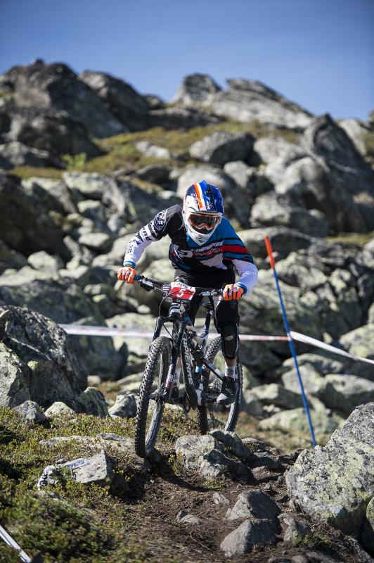 LapierreNA's tweet photo. New additions to @teamlapierre for the @World_Enduro in #vouilloz &amp; D. Adrien in 2015. It's going to be a great year! http://t.co/OpzbmgHxtr